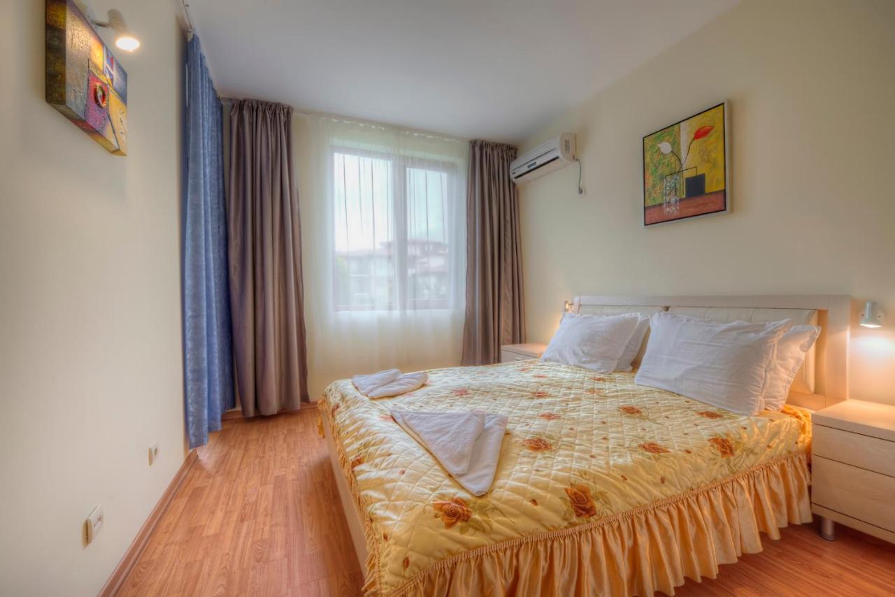 Garden Of Eden Pmg Apartments Sveti Vlas Exterior foto