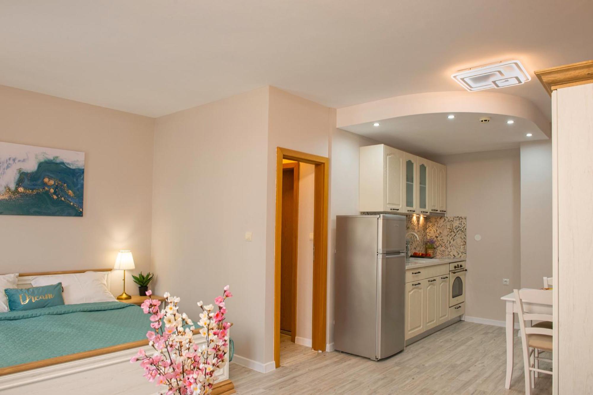 Garden Of Eden Pmg Apartments Sveti Vlas Exterior foto