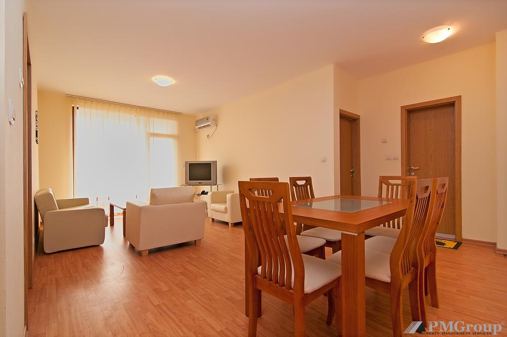 Garden Of Eden Pmg Apartments Sveti Vlas Habitación foto